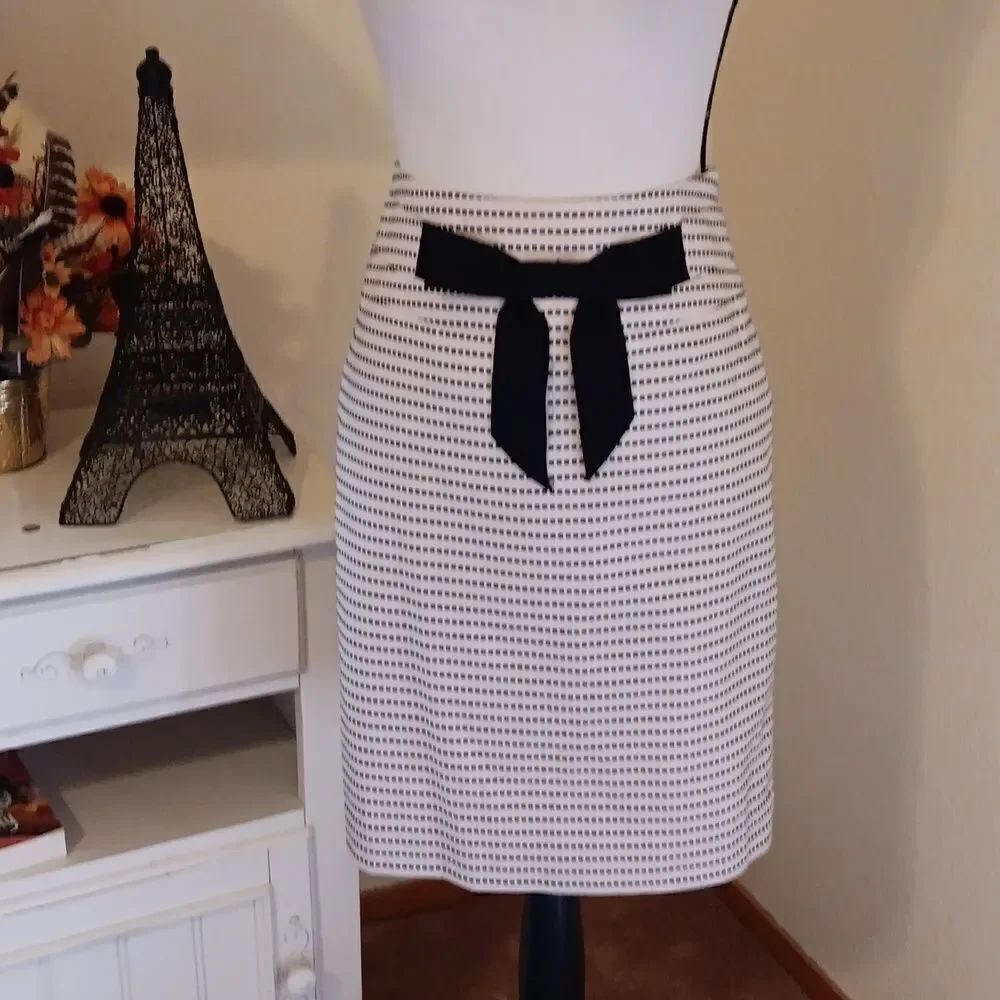 Forever 21 Straight Skirt